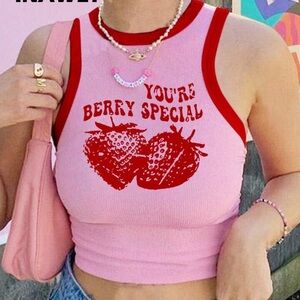 6/$28❗️Pink strawberry crop top